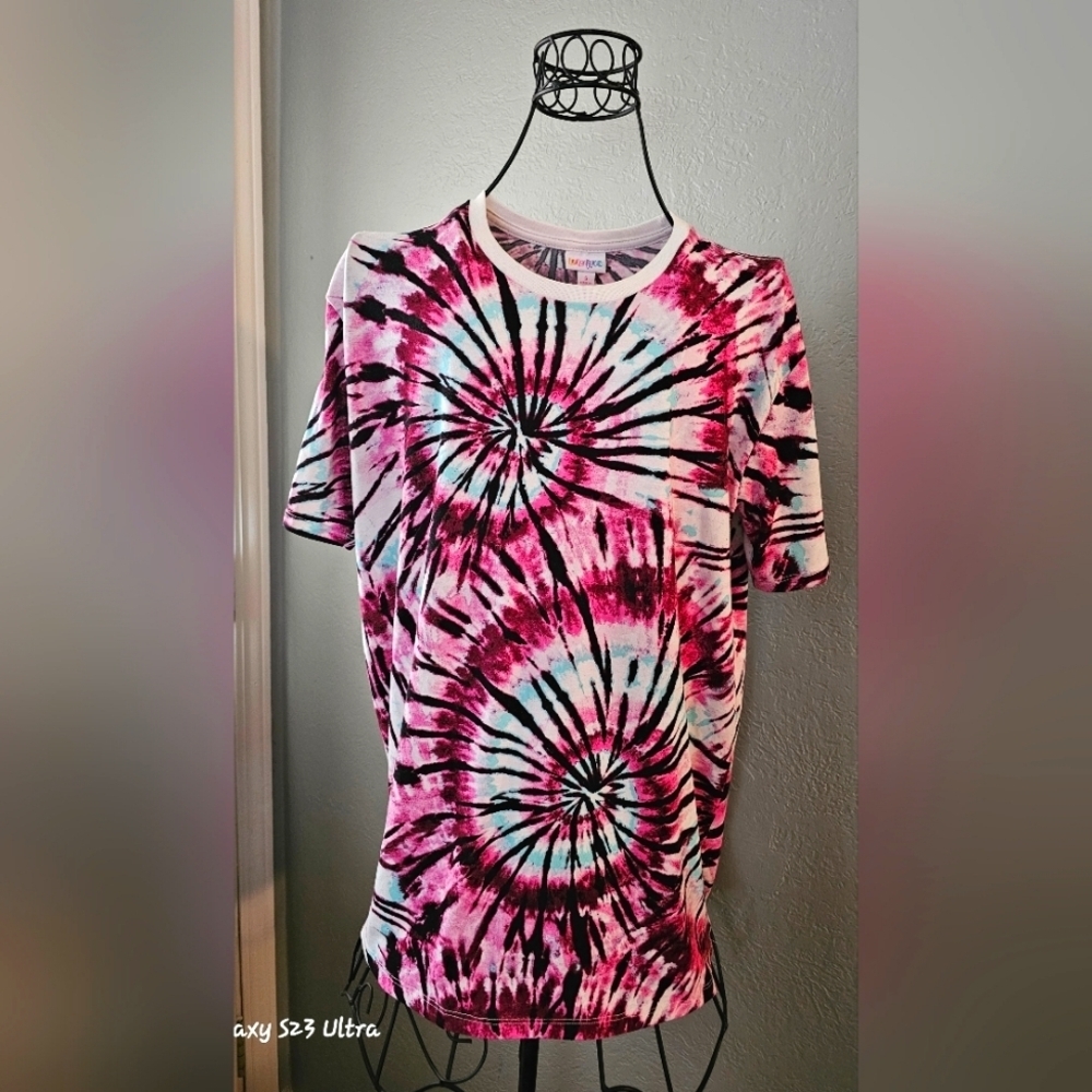 LuLaRoe Hudson Top Tie Dye Pink Blue White Size Small​​​